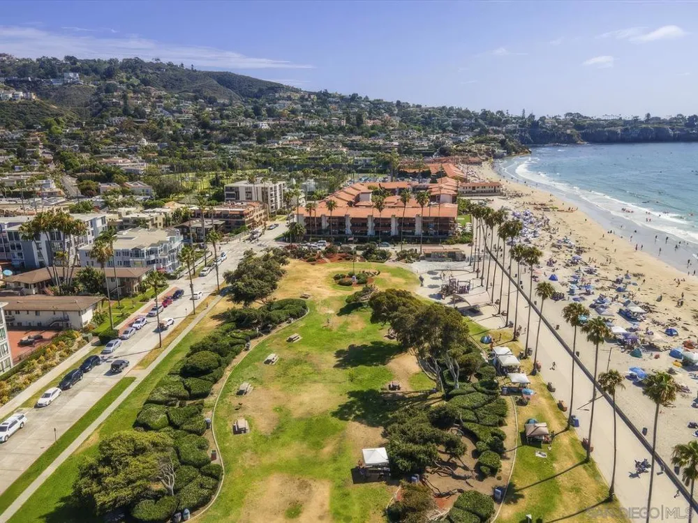 2130 Vallecitos #246 La Jolla, CA 92037