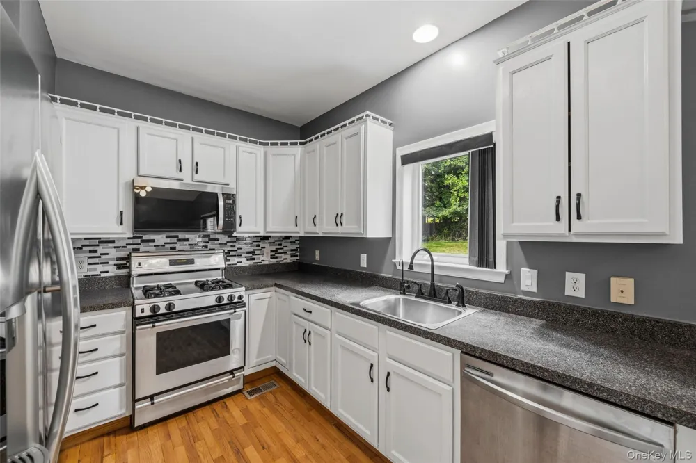 60 Rockridge Drive Highland Mills, NY 10930