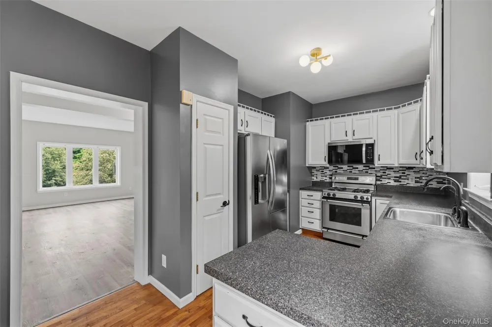 60 Rockridge Drive Highland Mills, NY 10930