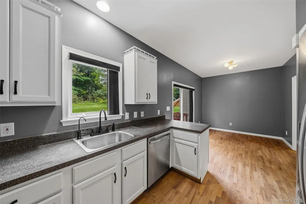 60 Rockridge Drive Highland Mills, NY 10930