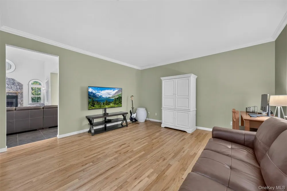 41 Lindy Drive Carmel, NY 10512