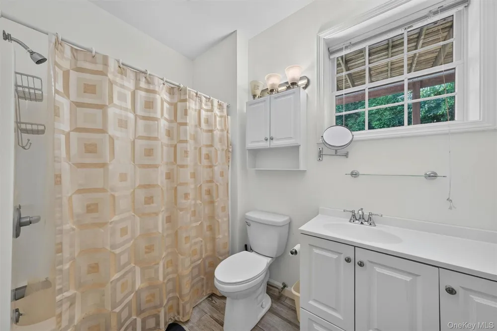 41 Lindy Drive Carmel, NY 10512