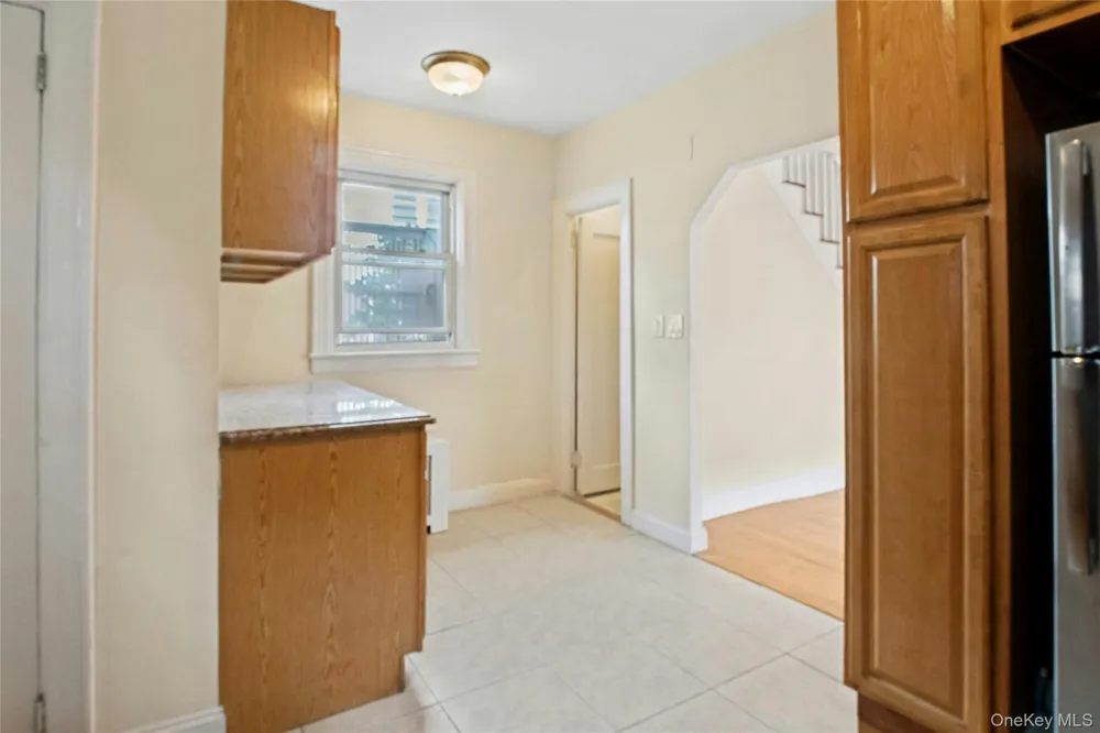 4041 Duryea Avenue Bronx, NY 10466