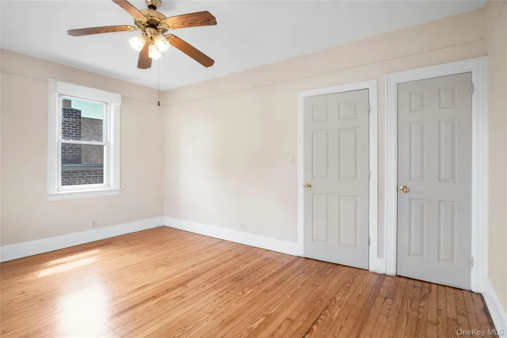 4041 Duryea Avenue Bronx, NY 10466