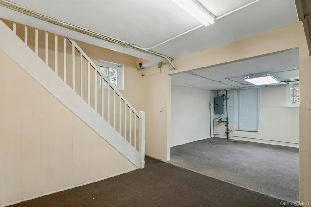 4041 Duryea Avenue Bronx, NY 10466