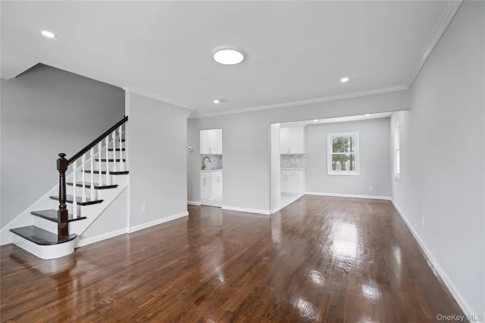 48 Cliff Avenue Hempstead, NY 11550