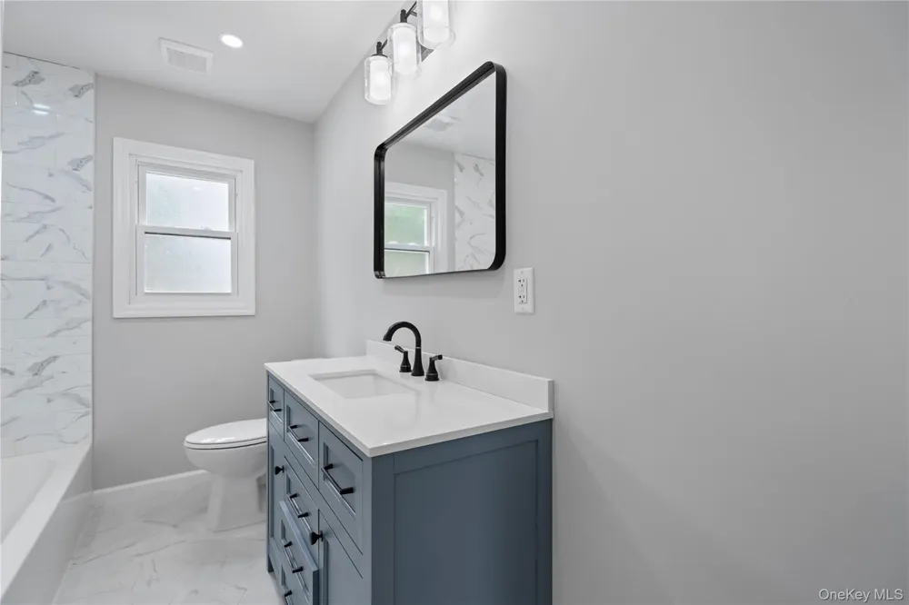 48 Cliff Avenue Hempstead, NY 11550
