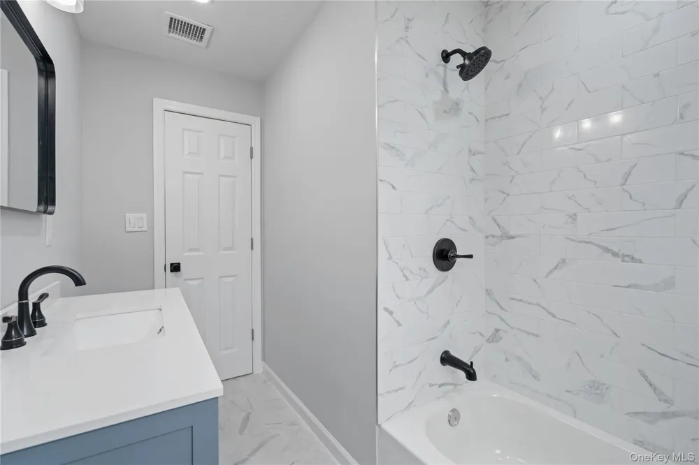 48 Cliff Avenue Hempstead, NY 11550