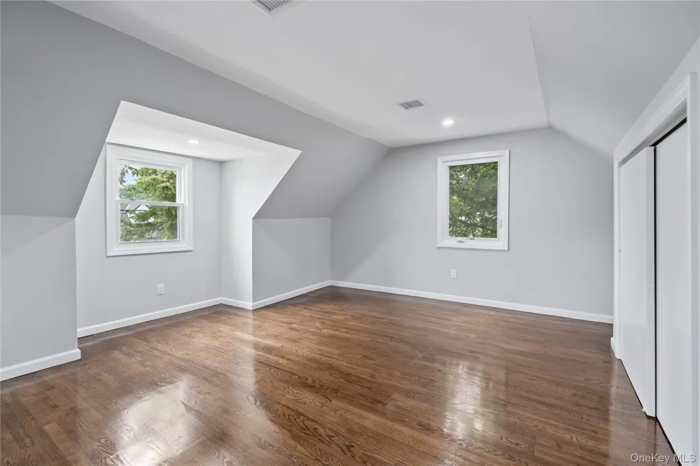 48 Cliff Avenue Hempstead, NY 11550