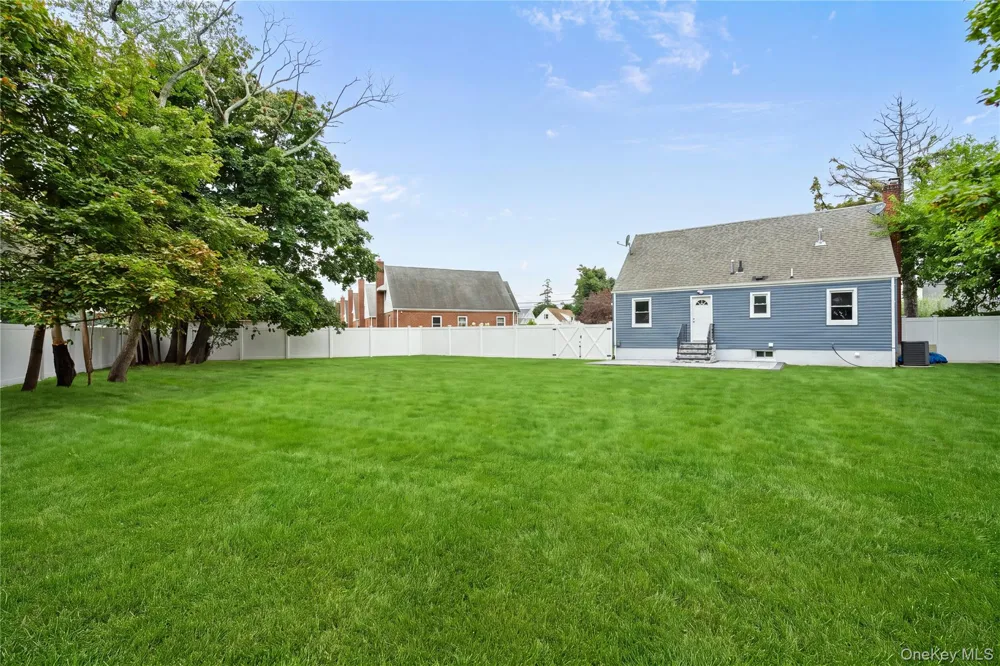 48 Cliff Avenue Hempstead, NY 11550