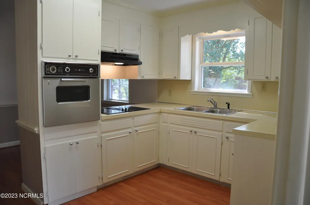 202 Wrenwood Circle Wilmington, NC 28405