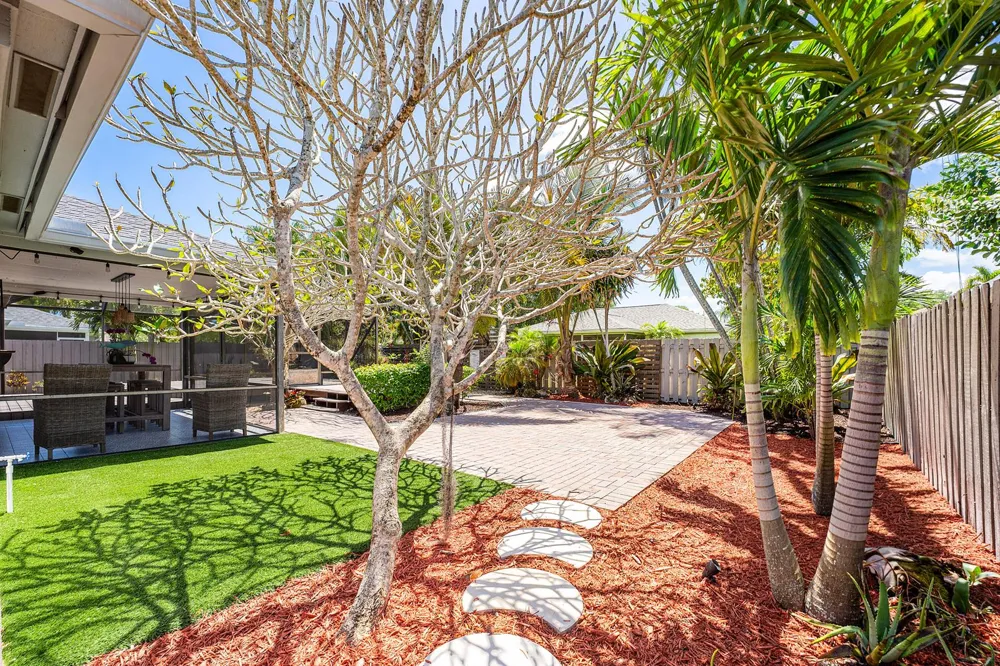 140 Arrowhead Circle Jupiter, FL 33458