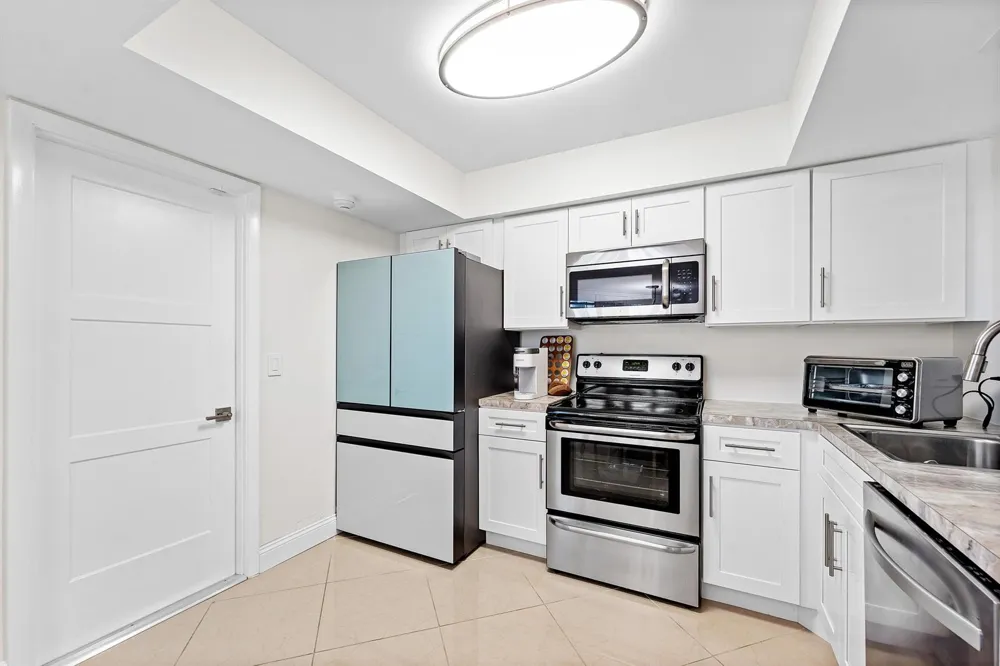 140 Arrowhead Circle Jupiter, FL 33458
