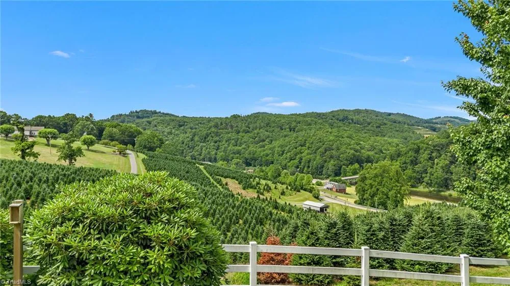450 NC Highway 88 E Jefferson, NC 28640