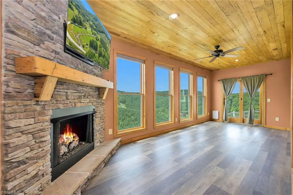 450 NC Highway 88 E Jefferson, NC 28640