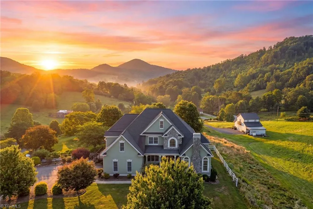 450 NC Highway 88 E Jefferson, NC 28640