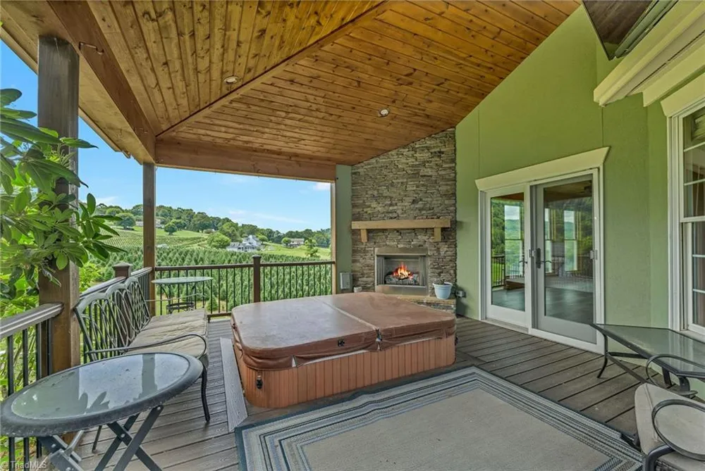 450 NC Highway 88 E Jefferson, NC 28640