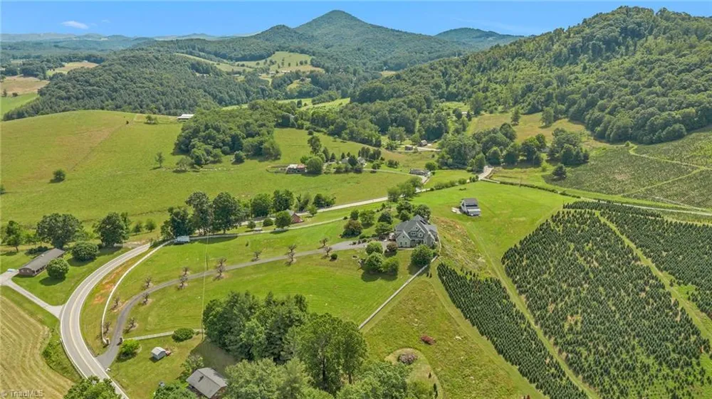 450 NC Highway 88 E Jefferson, NC 28640