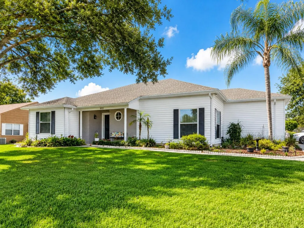 6004 SANDERLING DRIVE Lakeland, FL 33809