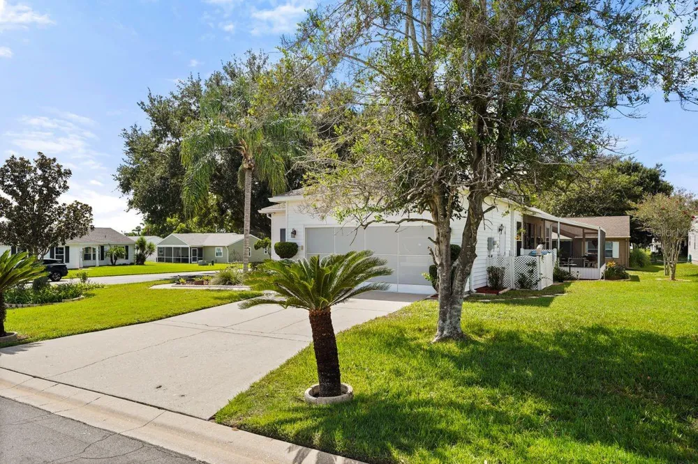 6004 SANDERLING DRIVE Lakeland, FL 33809