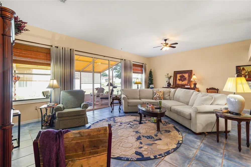 6004 SANDERLING DRIVE Lakeland, FL 33809
