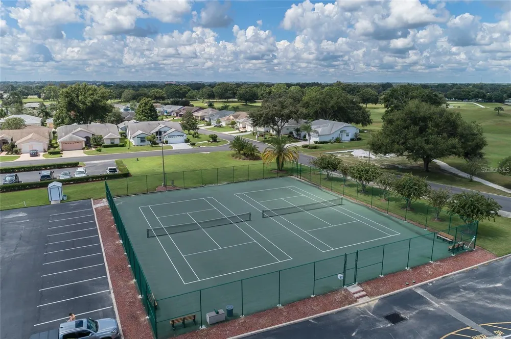 6004 SANDERLING DRIVE Lakeland, FL 33809