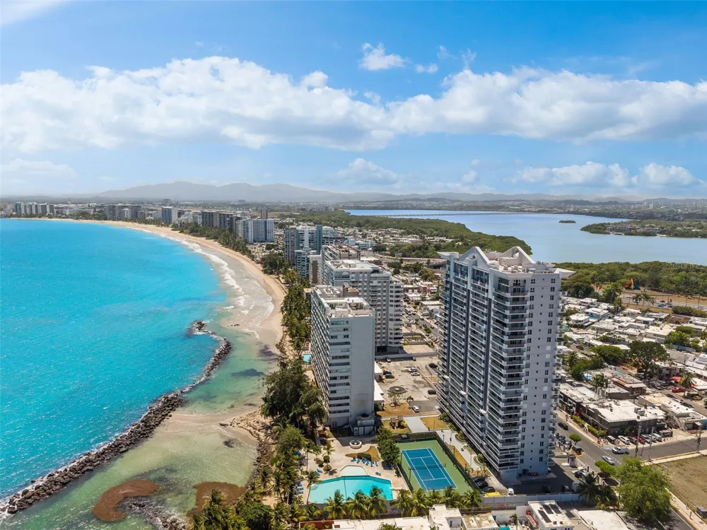 3001 AVENIDA ISLA VERDE #2204 Carolina, PR 00979