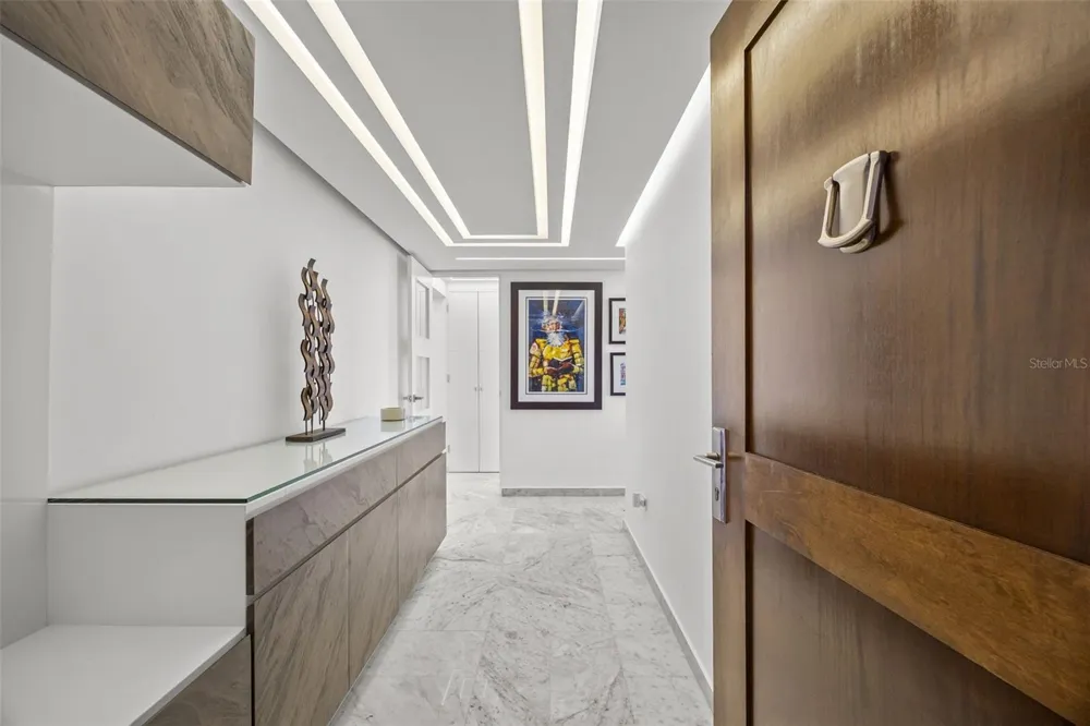 3001 AVENIDA ISLA VERDE #2204 Carolina, PR 00979