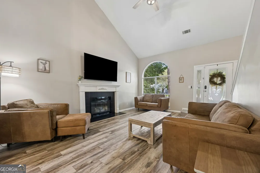 201 McIntosh DR Saint Marys, GA 31558
