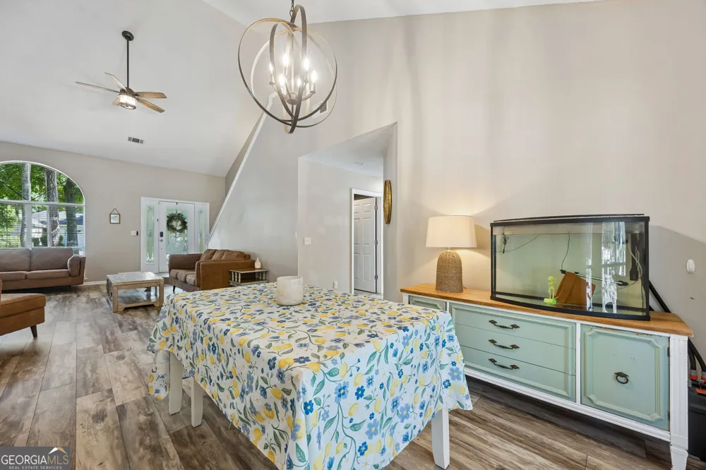 201 McIntosh DR Saint Marys, GA 31558