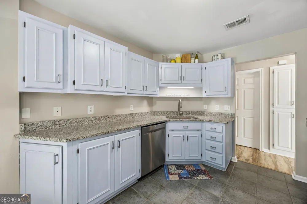 201 McIntosh DR Saint Marys, GA 31558