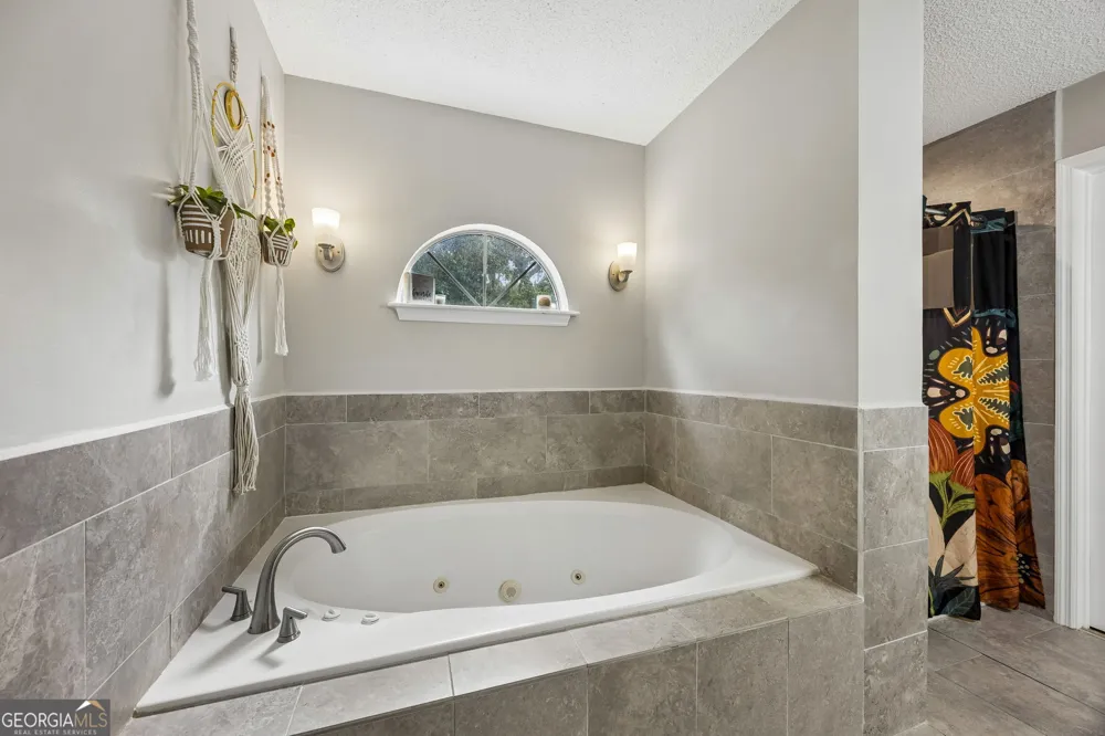 201 McIntosh DR Saint Marys, GA 31558