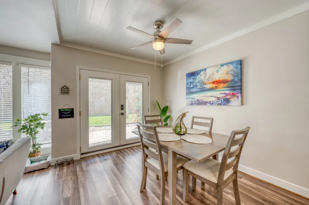 200 Free Rein #5 Horseshoe Bay, TX 78657