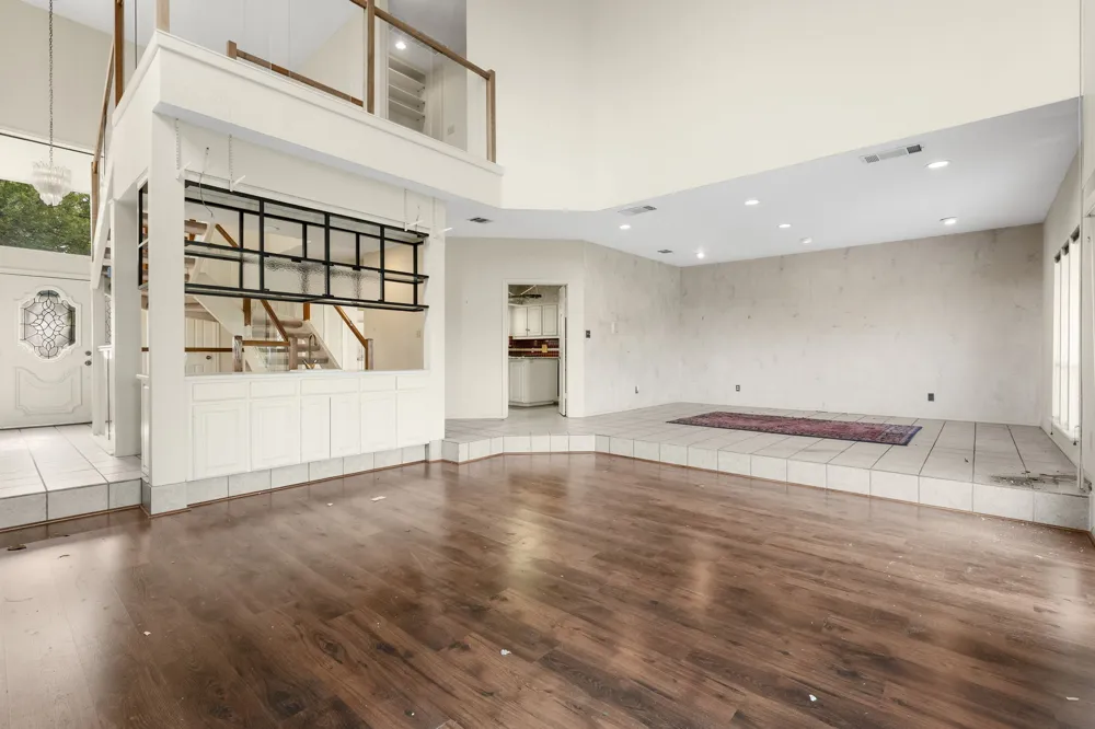 5914 West Place Austin, TX 78731