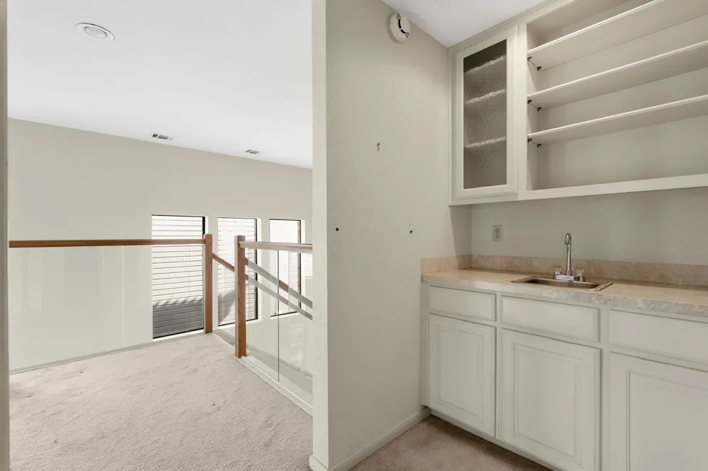 5914 West Place Austin, TX 78731