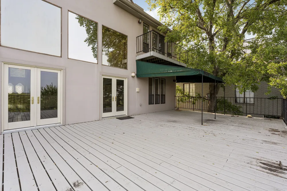 5914 West Place Austin, TX 78731