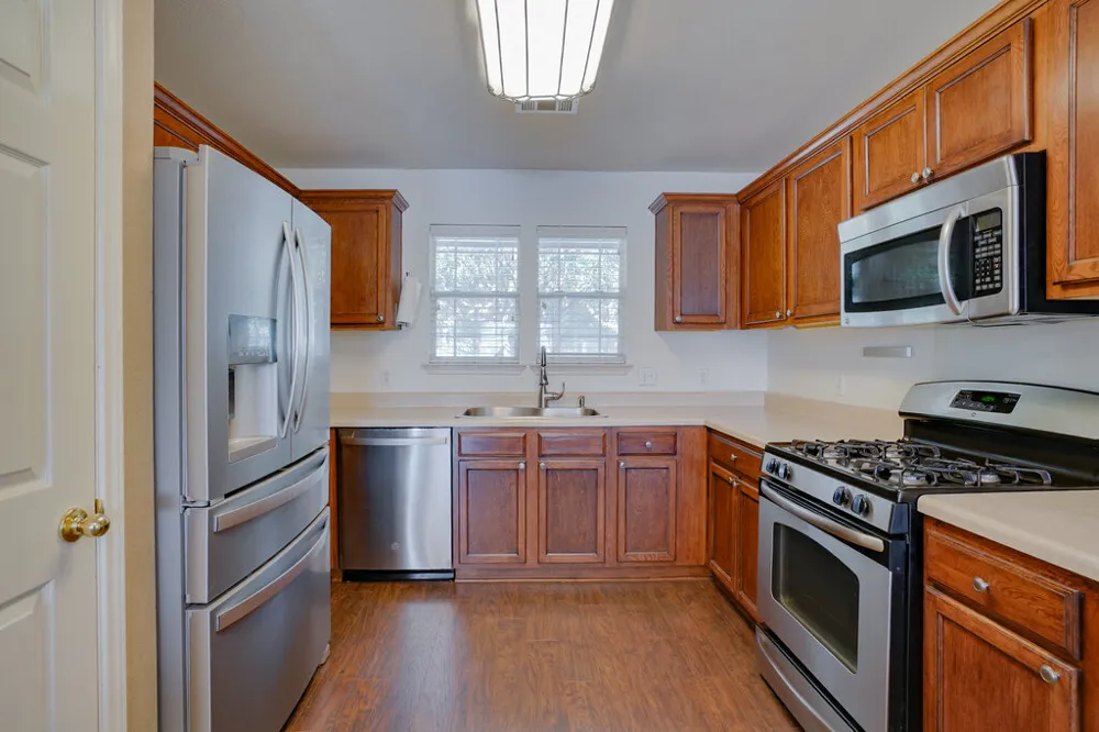 1512 Davis Mountain Loop Cedar Park, TX 78613