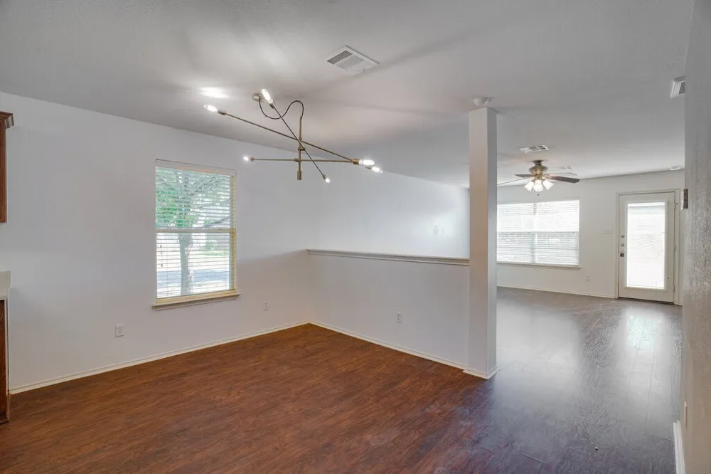 1512 Davis Mountain Loop Cedar Park, TX 78613