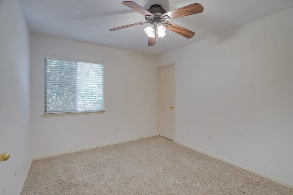 1512 Davis Mountain Loop Cedar Park, TX 78613