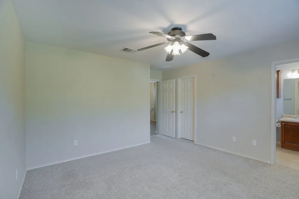 1512 Davis Mountain Loop Cedar Park, TX 78613