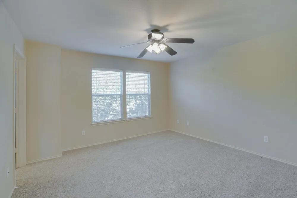 1512 Davis Mountain Loop Cedar Park, TX 78613