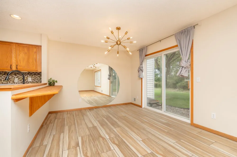 15570 Finch Avenue Apple Valley, MN 55124