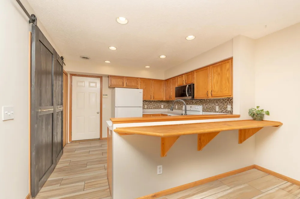 15570 Finch Avenue Apple Valley, MN 55124