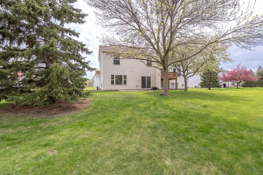 15570 Finch Avenue Apple Valley, MN 55124