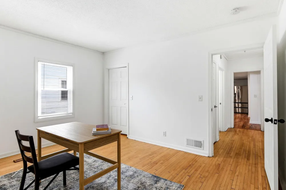 1283 Rice Street Saint Paul, MN 55117