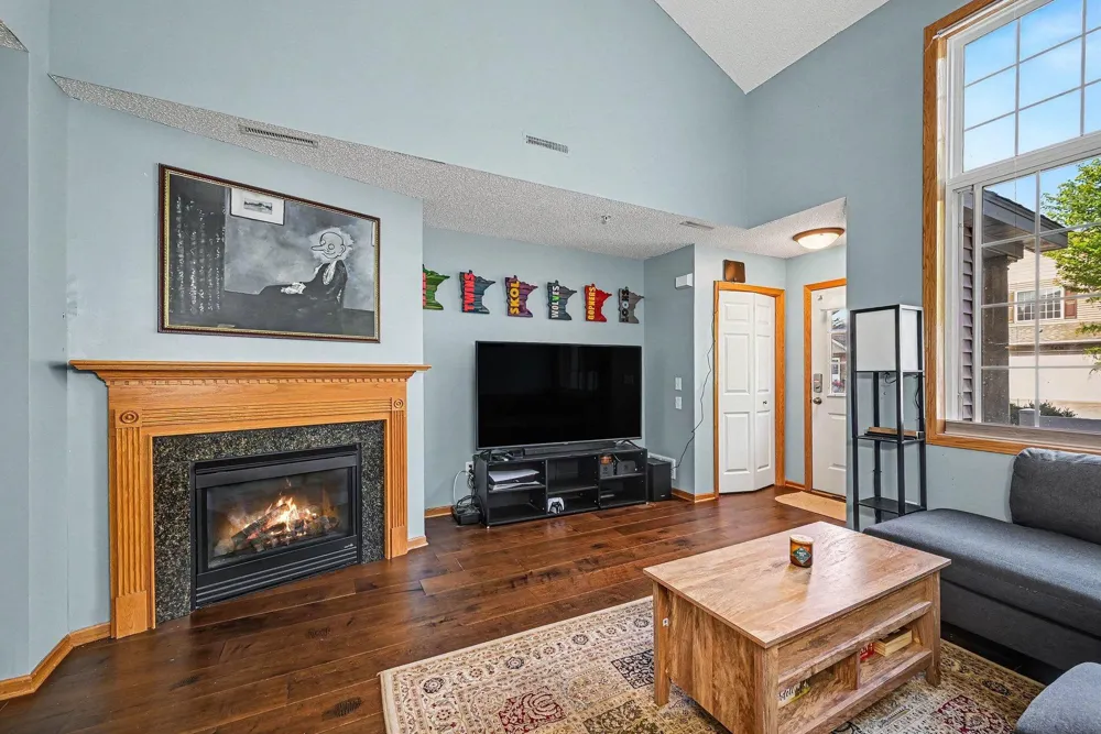 5443 Brewer Lane Inver Grove Heights, MN 55076