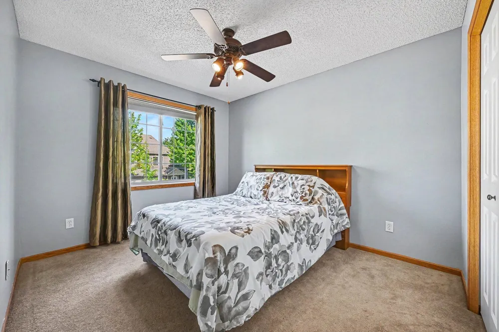 5443 Brewer Lane Inver Grove Heights, MN 55076