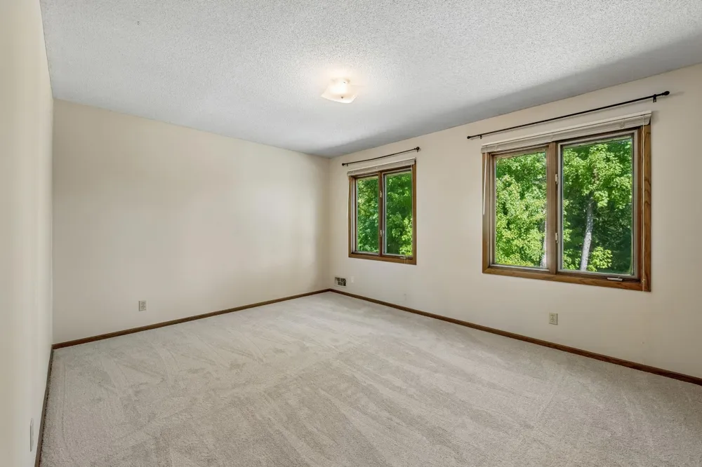 7840 W 100th Street Bloomington, MN 55438