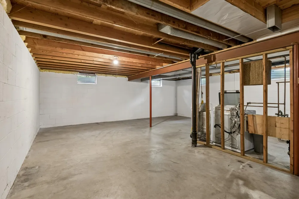 7840 W 100th Street Bloomington, MN 55438
