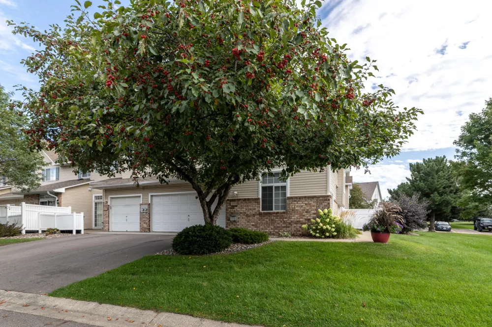 15573 Garnet Way #60 Apple Valley, MN 55124